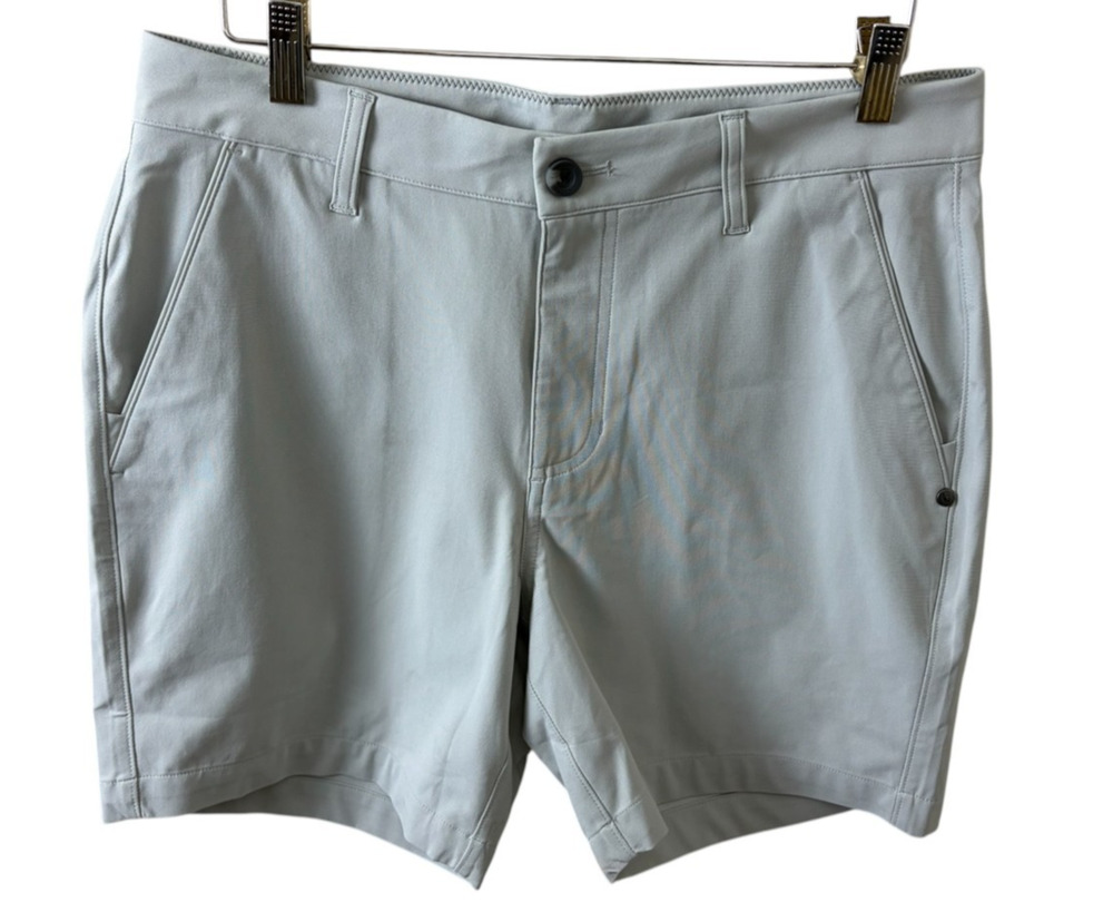 Vuori Meta Chino Shorts Gray Men's Performance Golf Travel Size 30